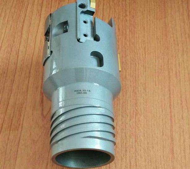 深孔鉆導向套結(jié)構(gòu) 受孔徑有尺寸限制